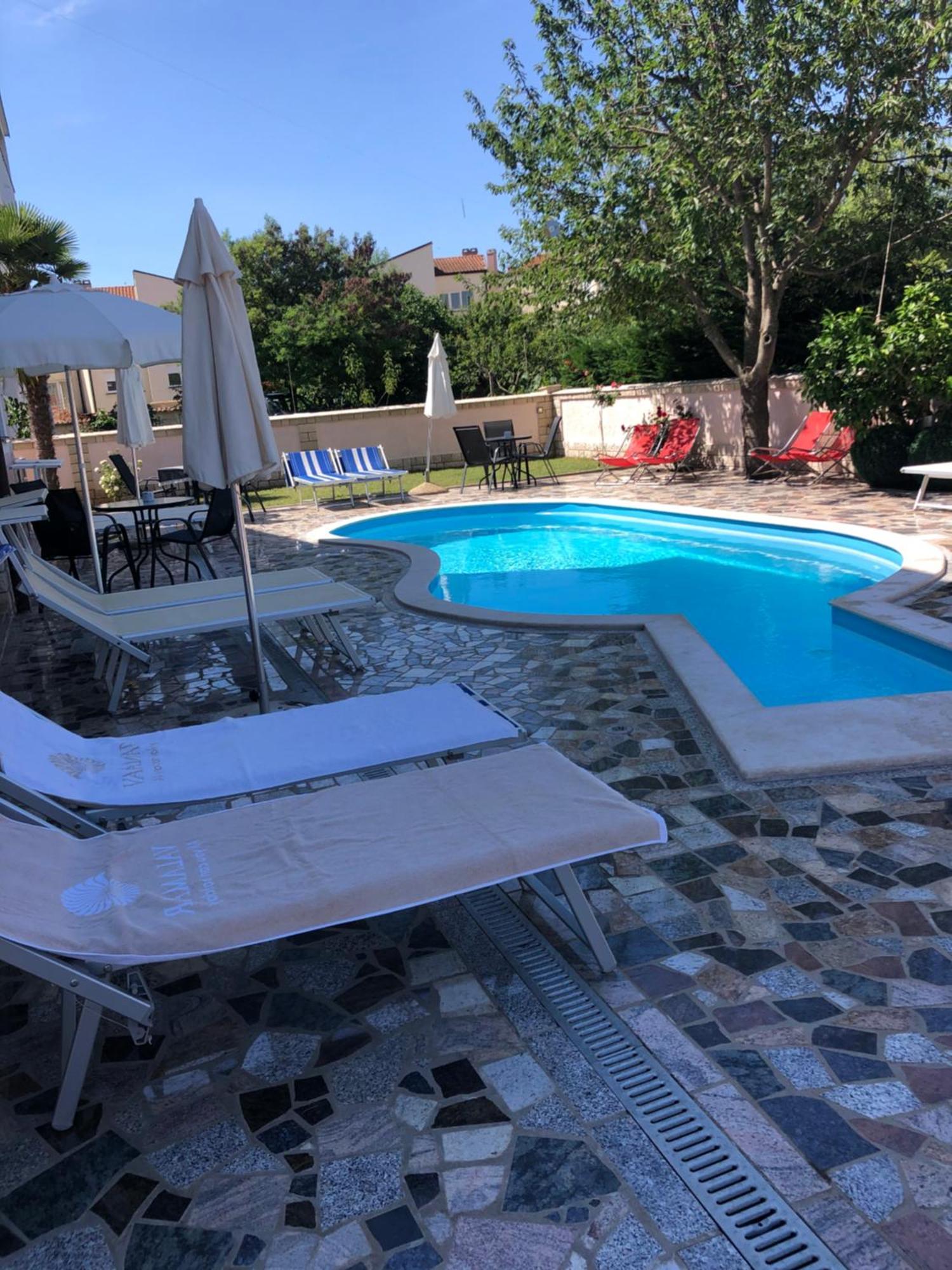 Villa Baldi -Apartmani Danny Tar-Vabriga Eksteriør billede