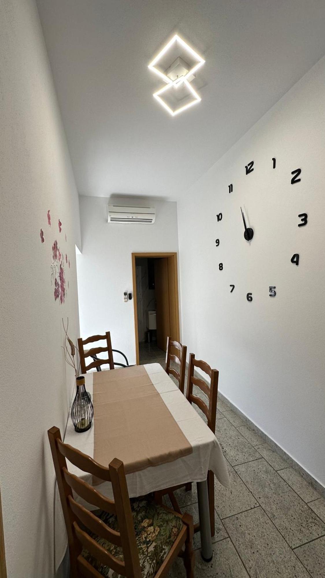 Villa Baldi -Apartmani Danny Tar-Vabriga Eksteriør billede